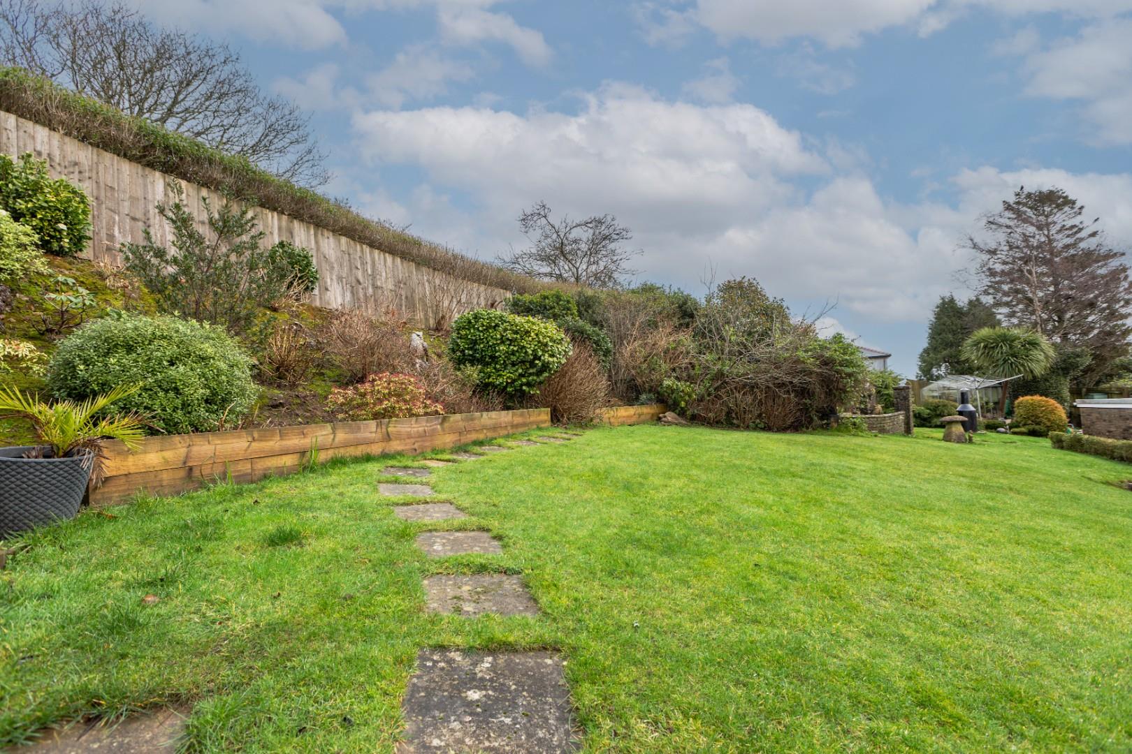 Westport Avenue, Mayals, Swansea, SA3 5EF